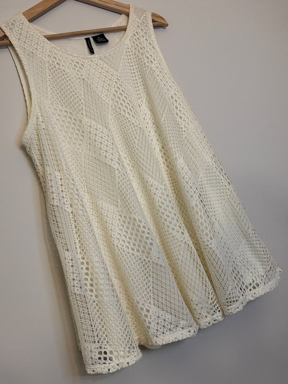 New Directions  Cream Crochet Lace Swing Top Size XL
